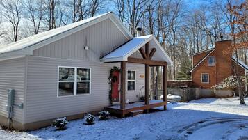 House (3 Bedrooms) | Property amenity