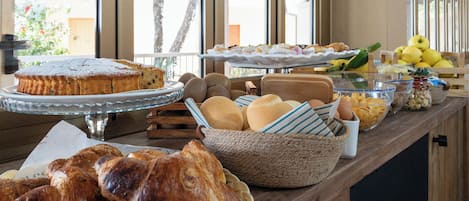 Dagelijks ontbijtbuffet inbegrepen