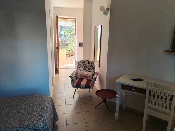 Escritorio y wifi gratis 