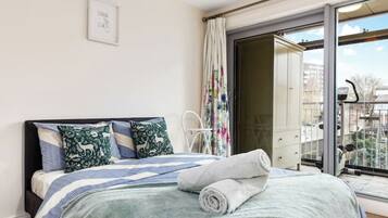 1 chambre, fer et planche à repasser, Wi-Fi, draps fournis