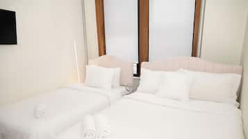 1 habitación, tabla de planchar con plancha, internet y ropa de cama