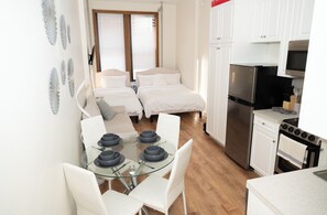 1 Schlafzimmer, Bügeleisen/Bügelbrett, Internetzugang, Bettwäsche