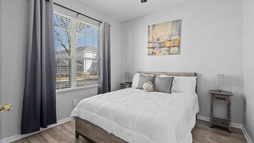 3 bedrooms, iron/ironing board, travel cot, free WiFi