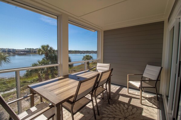 Outdoor dining - 2BR/2.5BA Mariners Cay Condo with Intacoastal View (Folly Beach)