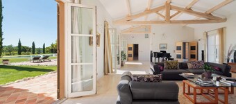 Domaine Sainte Cecile du Parc