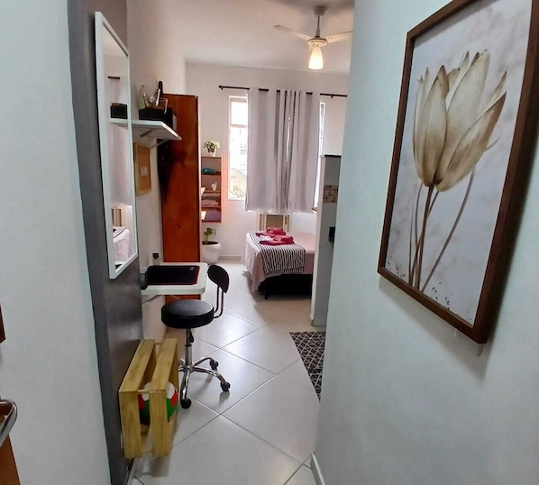1 bedroom, in-room safe, desk, iron/ironing board - Crown casa copacabana 01 (Rio de Janeiro)