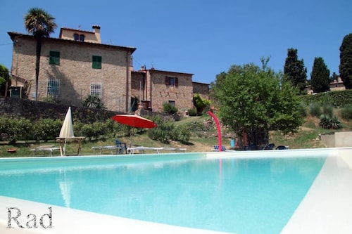 Blue Room 'Borghetto San Filippo' with Shared Pool, Wi-Fi and Air Conditioning