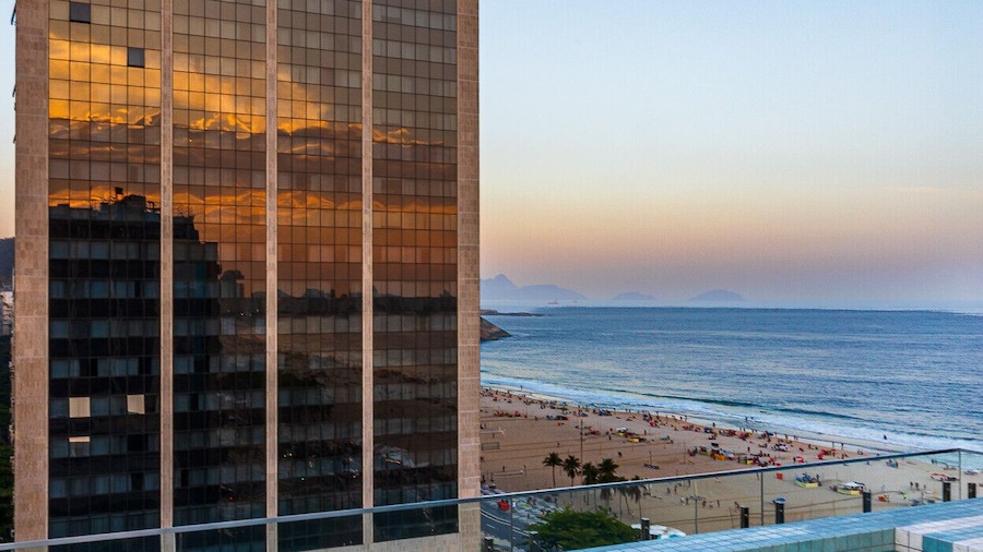 Cosy a few Steps From Copacabana Beach Q14