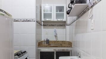 Studio, tupakointi sallittu