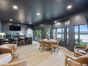 Interior - Million Dollar Views + Luxury + Infinity Deck (Winchester)