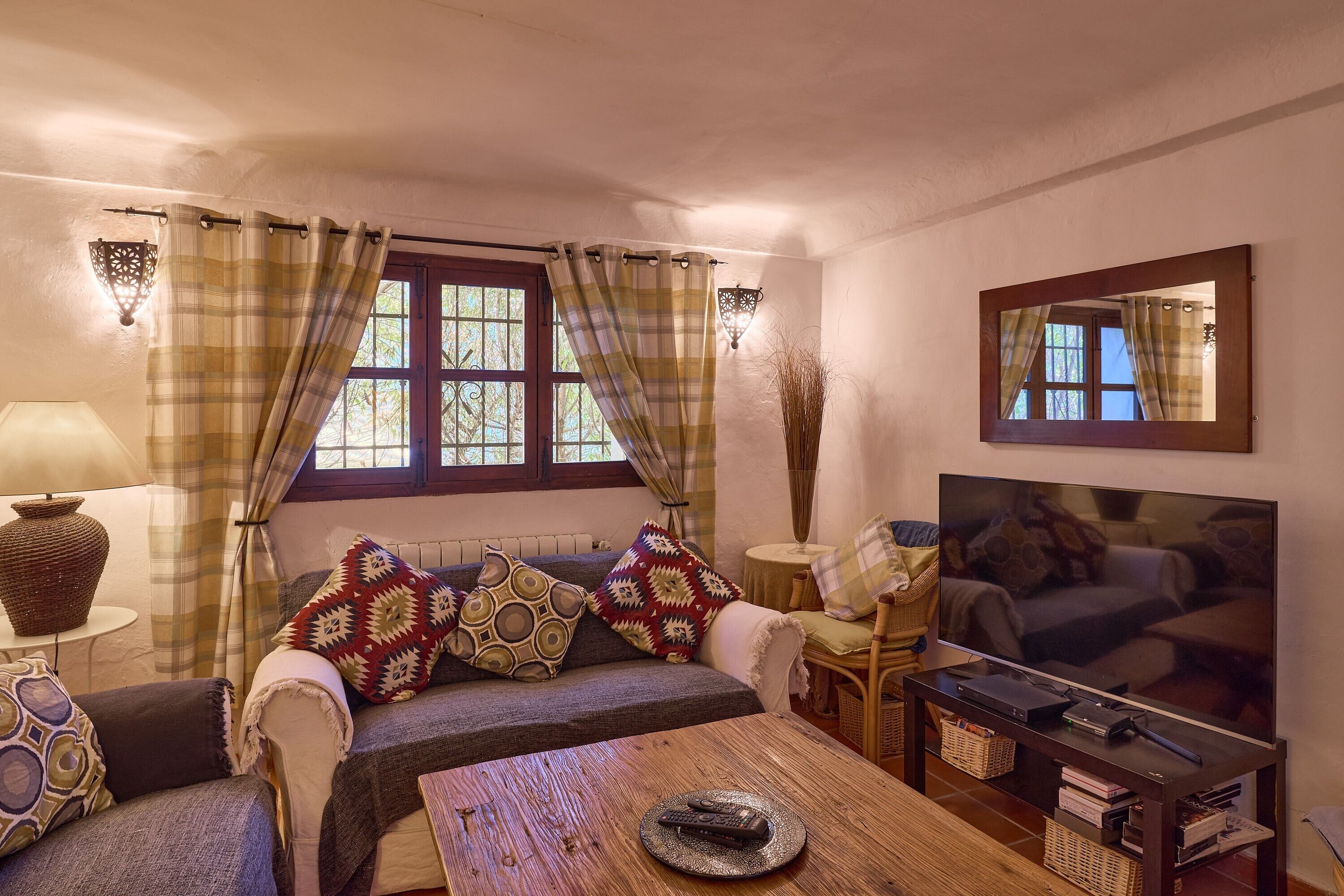 TV, DVD-spiller og stereoanlegg