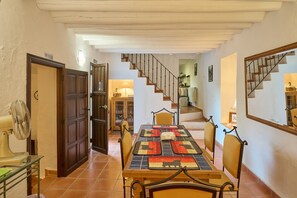 Dining - Holiday Home '3 Bedrooms' with Mountain View, Shared Pool and Wi-Fi (Iznájar)