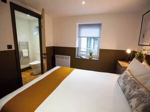 1 chambre, décoration personnalisée, ameublement personnalisé