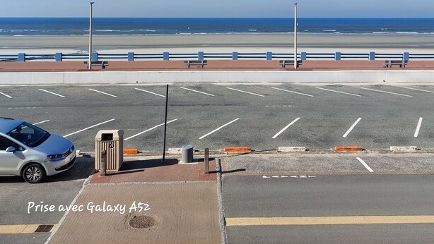 A parking area with a view of the beach and ocean. - WEEKLY rental from SATURDAY to SATURDAY facing the sea QUEND PLAGE LES PINS 80 (quend plage les pins)
