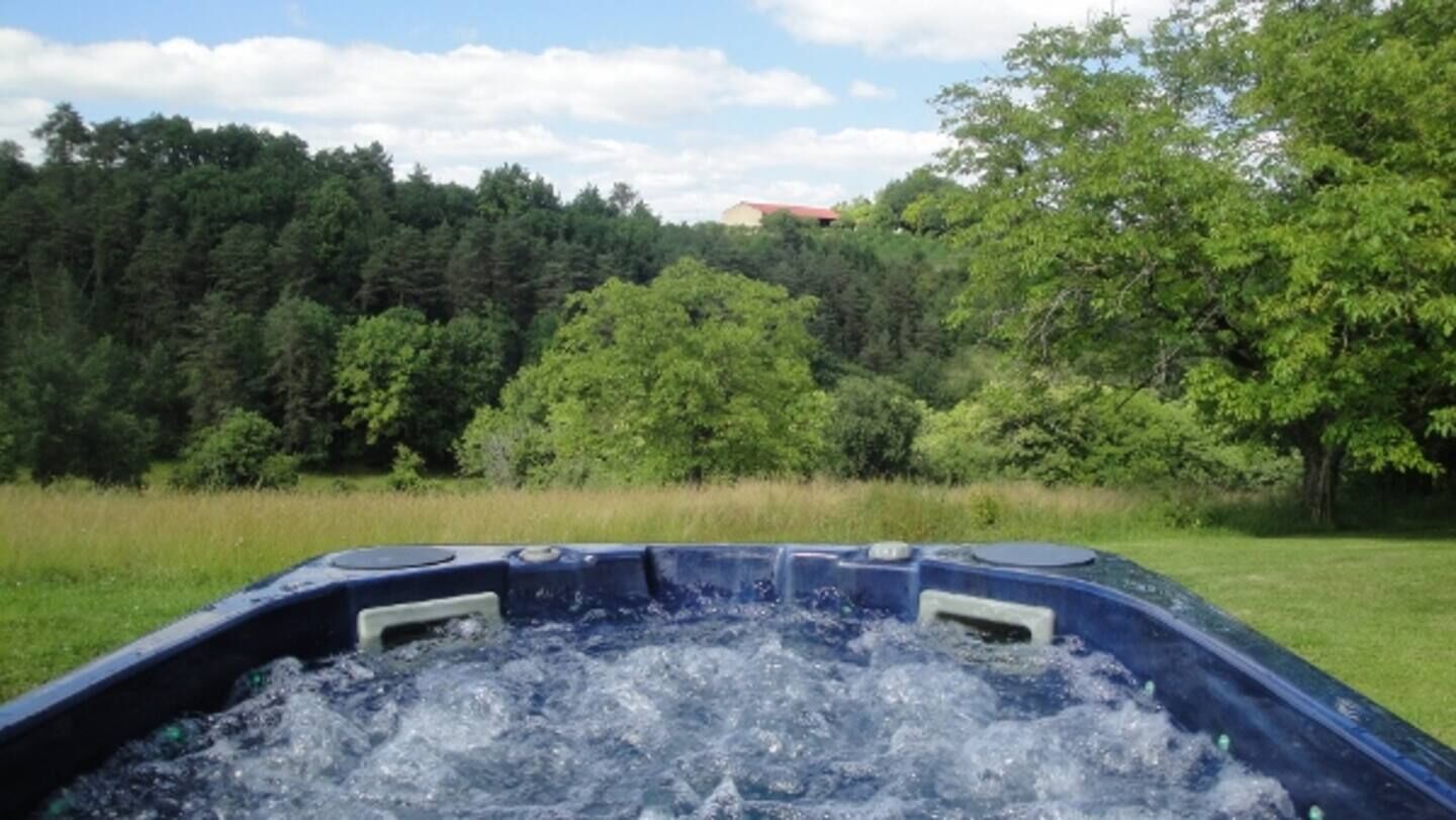 Bain à remous extérieur