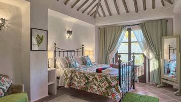 4 Schlafzimmer, Bügeleisen/Bügelbrett, WLAN, Bettwäsche