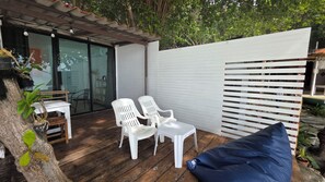 Family Seaview Room 2 | Teras/patio