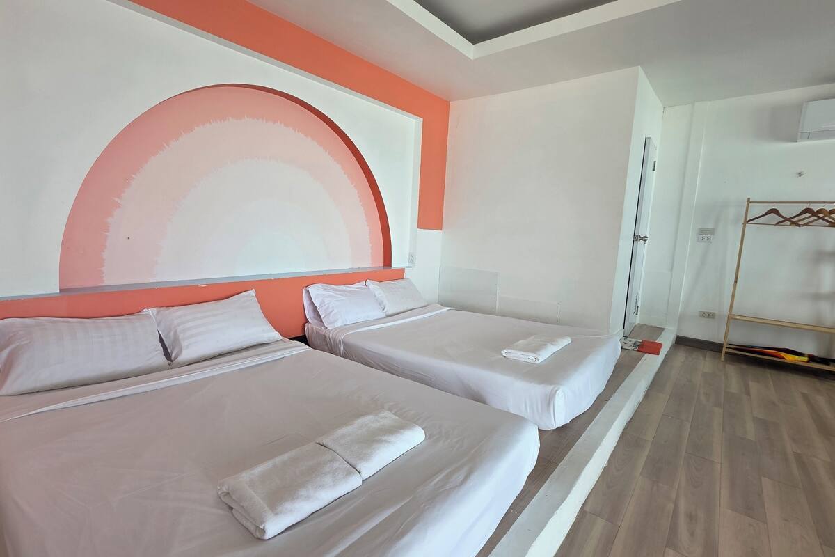 Family Seaview Room 2 | Schreibtisch, kostenloses WLAN, Bettwäsche