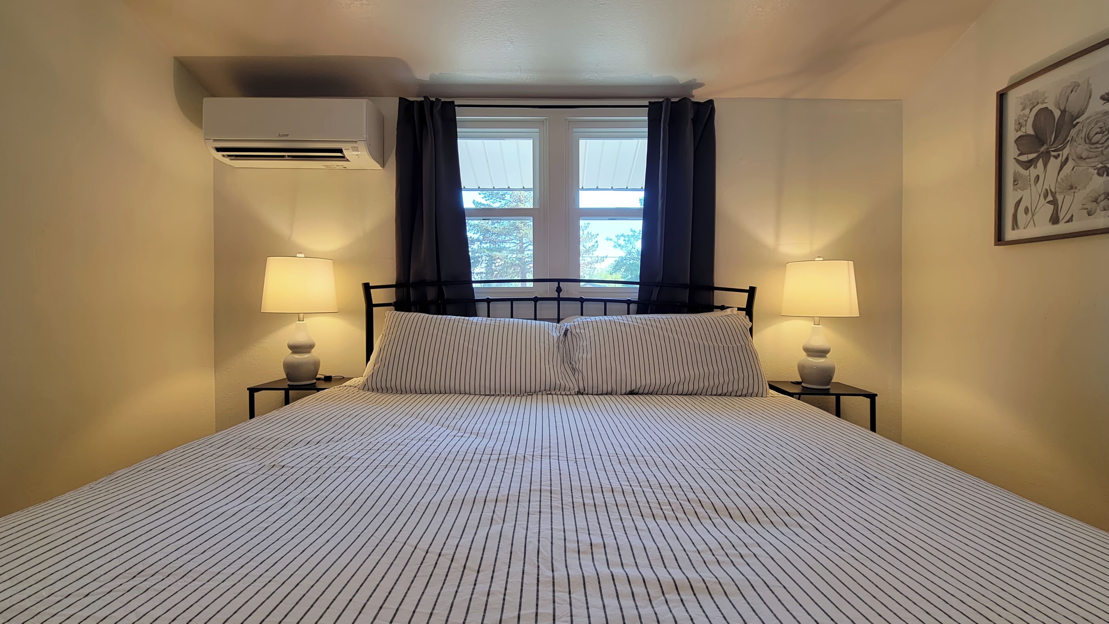 ファミリー ハウス ベッド (複数台) ペットとの宿泊可 | 遮光カーテン、WiFi (無料)