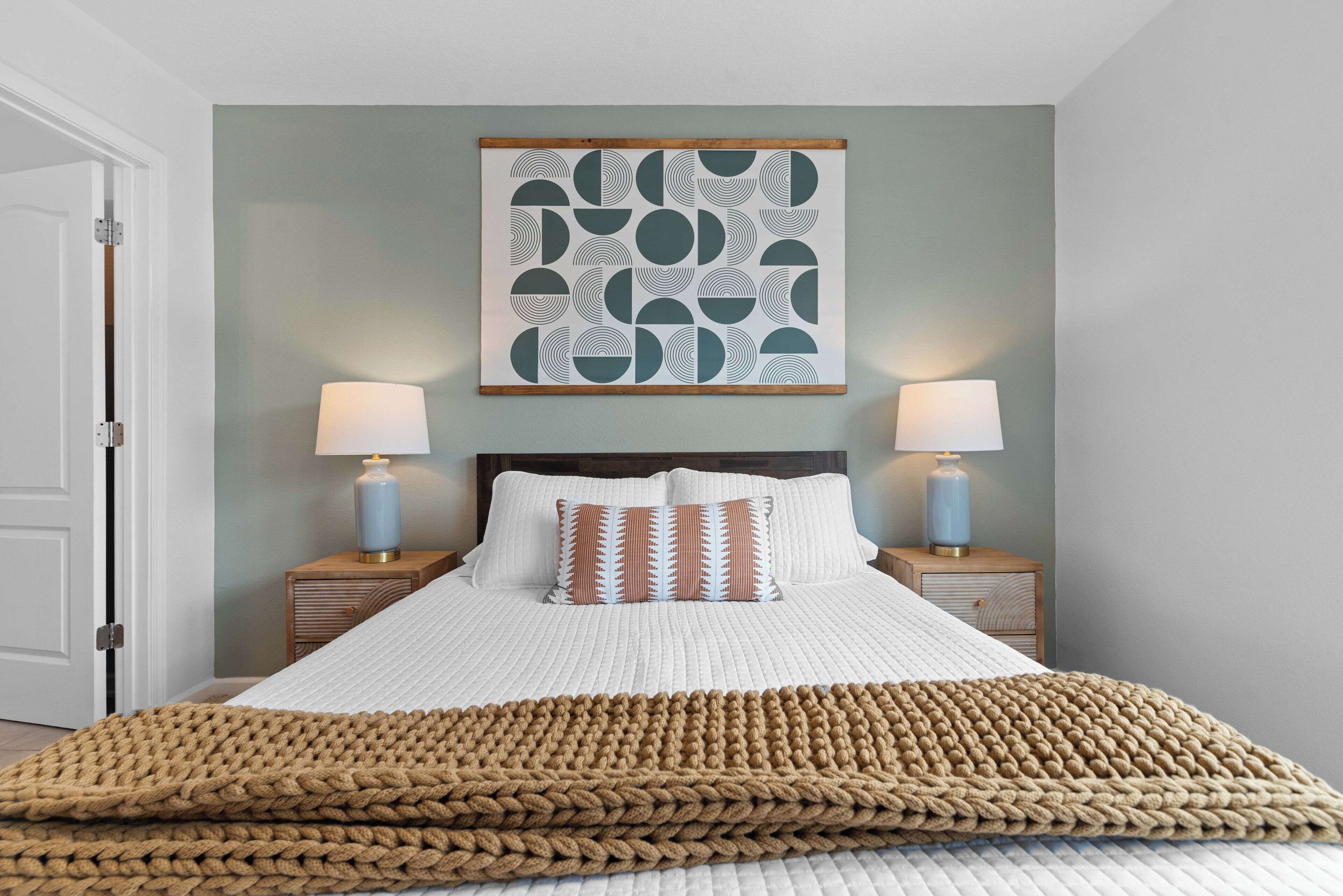 2 chambres, fer et planche à repasser, Wi-Fi gratuit, draps fournis