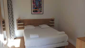 1 bedroom, iron/ironing board, WiFi, bed sheets