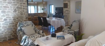 Casa Vacanze 'Gite Ar Maez' con Terrazza Privata, Giardino in Comune e Wi-Fi