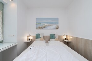 2 chambres, fer et planche à repasser, Wi-Fi, draps fournis