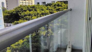 Iron/ironing board, free WiFi