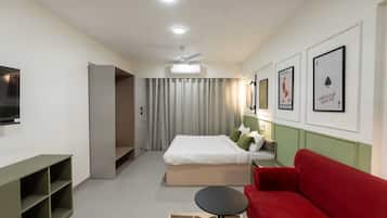 Iron/ironing board, free WiFi