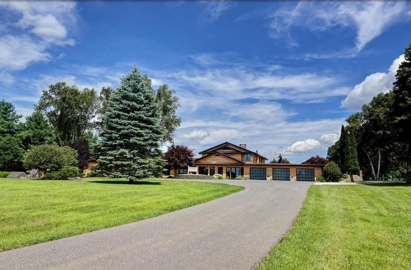 Longpond House
