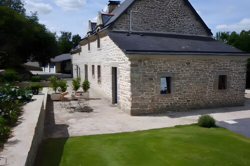 Guest Room “A L’abri - An Douar La Terre” with Shared Terrace, Garden, and Wi-Fi