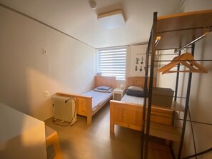 Tomannsrom, 2 enkeltsenger, ikke-røyk | Strykejern/-brett og wi-fi (inkludert)