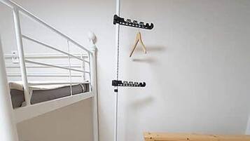 Triple Room | Iron/ironing board, free WiFi