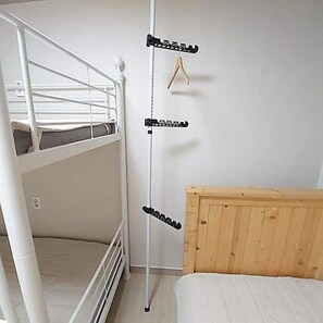 Chambre Triple | Fer et planche à repasser, Wi-Fi gratuit