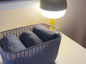 Iron/ironing board, free WiFi - Funwave guesthouse in Haeundae (Busan)