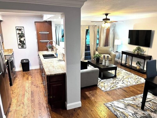 Spacious  2BD Condo  HWY360/30  Grand Prairie (GP22B)