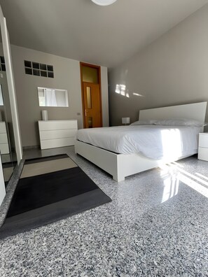 Iron/ironing board, WiFi, bed sheets - Apartment Dimora Vibo Centro (Vibo Valentia)