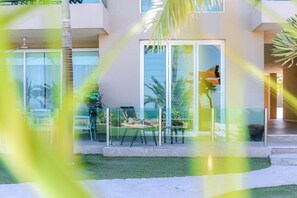 Terrace/patio - Ocean Front Suite (El Centenario)
