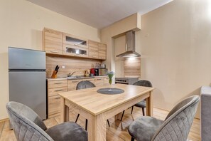 In-room safe, desk, laptop workspace, blackout drapes - The Stream Resort Pamporovo (Smolyan)