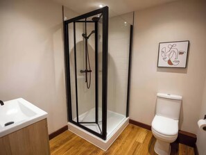Shower - Mountain View Cottage (Llanrwst)