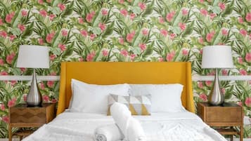 Iron/ironing board, travel crib, WiFi, bed sheets