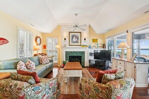 TV - 39 Lands End ~ Direct Water Views! (Hilton Head Island)