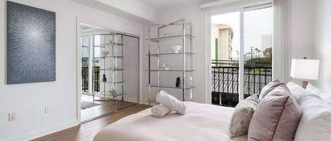 Bügeleisen/Bügelbrett, WLAN, Bettwäsche