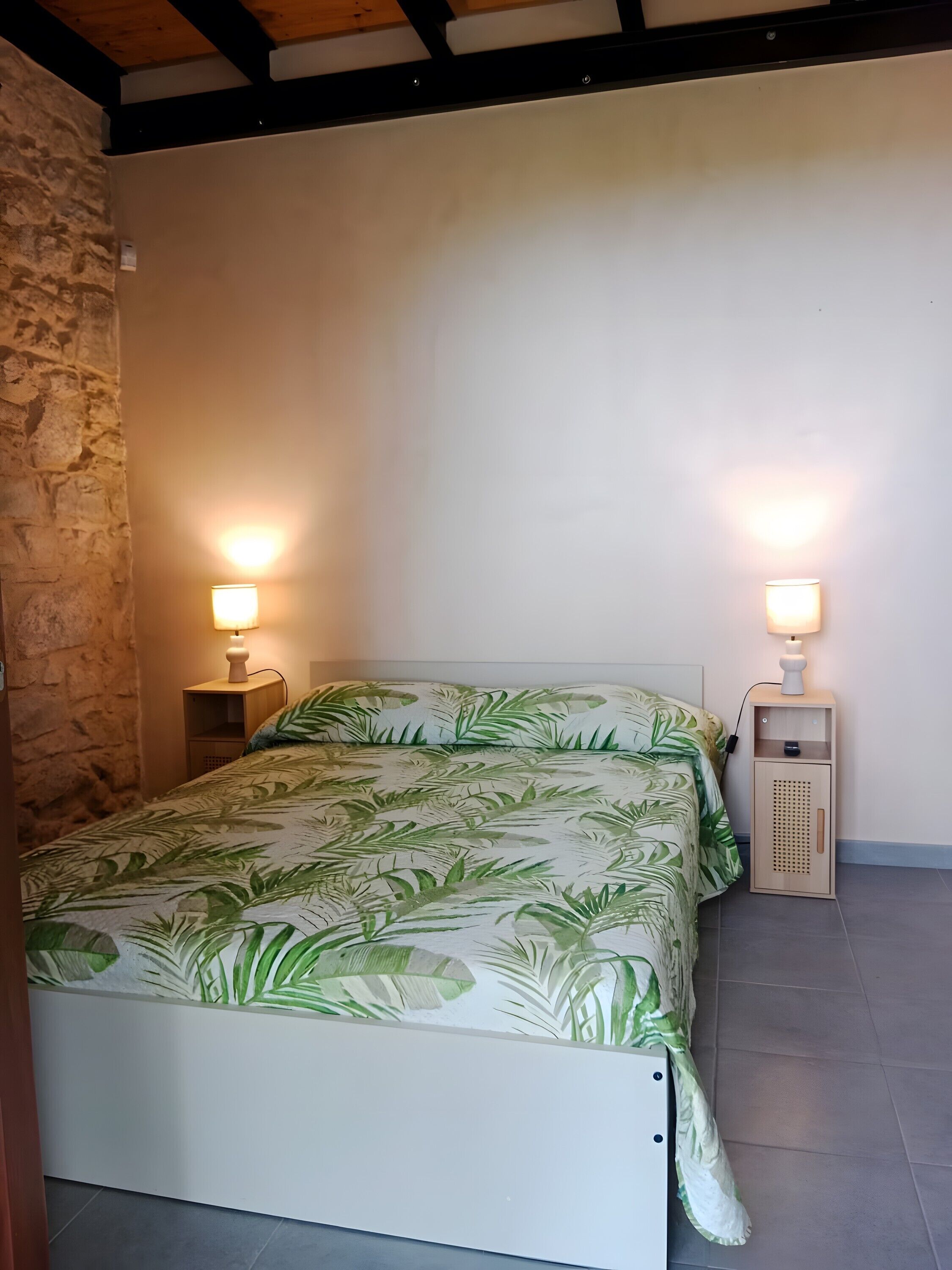 1 Schlafzimmer, Bügeleisen/Bügelbrett, Bettwäsche