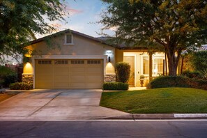 Exterior detail - Walk to the Festivals - Private Pool & Spa! (Indio)
