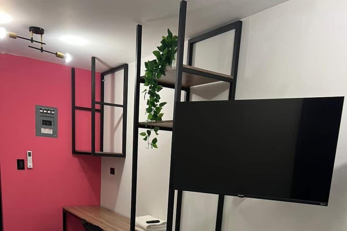 Superior dubbelrum - 1 dubbelsÀng - utsikt mot staden | Individuell inredning, unika möbler, skrivbord och arbetsyta för laptop