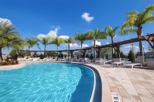 Pool - Modern 3BR Villa near Disney & Resort Access (Kissimmee)