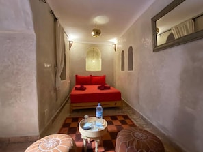 In-room safe, soundproofing, free WiFi - Riad Prada (Marrakech)