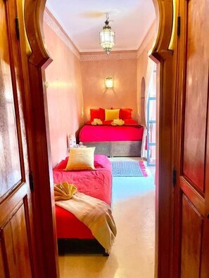 In-room safe, soundproofing, free WiFi - Riad Prada (Marrakech)