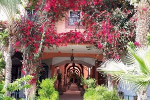 Exterior - Riad with 3 Swimming Pools (Marrakech)